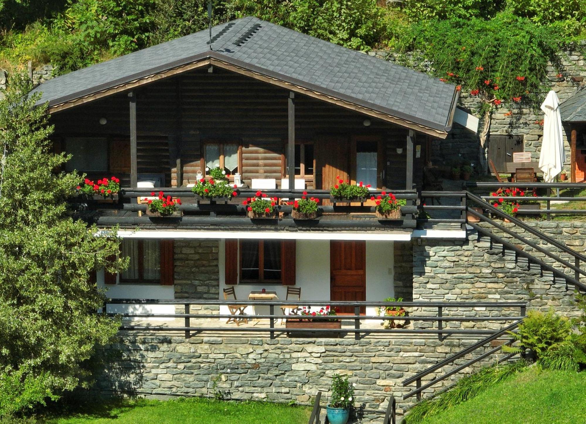 Lo Chalet Bed & Breakfast Pontboset Exterior photo